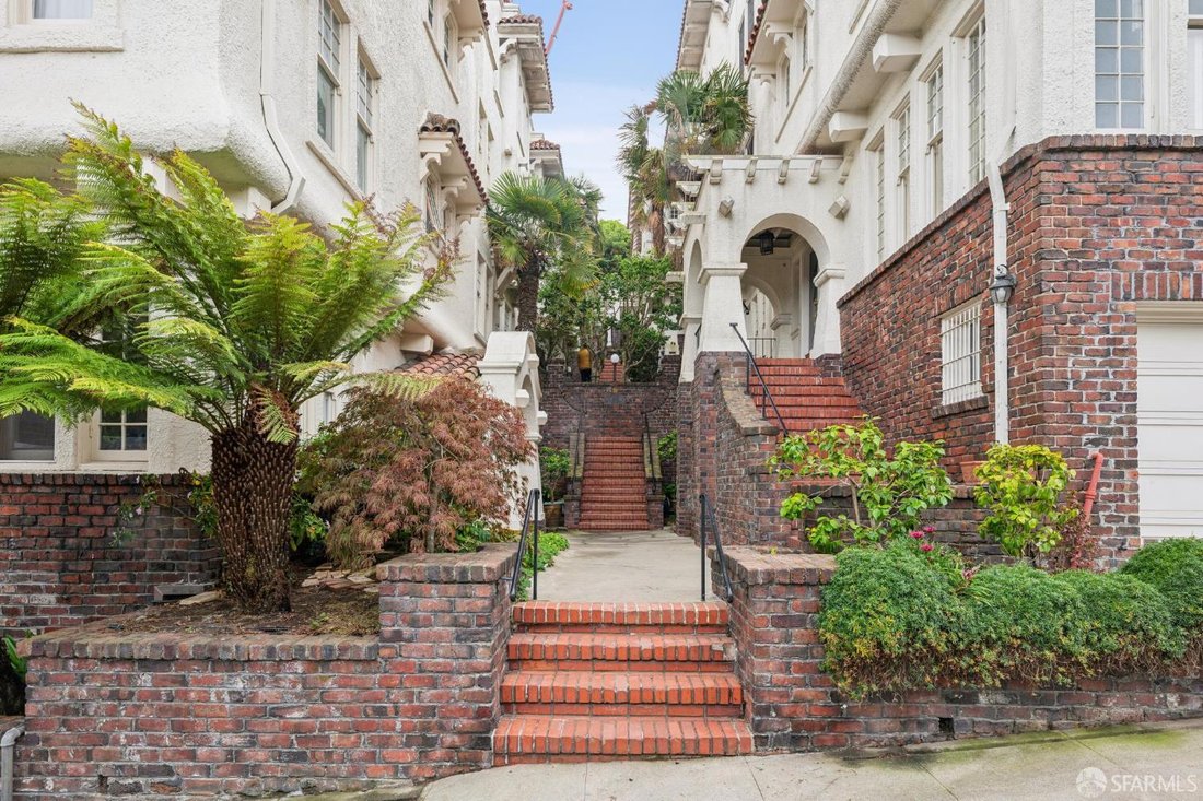 House in San Francisco, California, United States 2 - 18816094