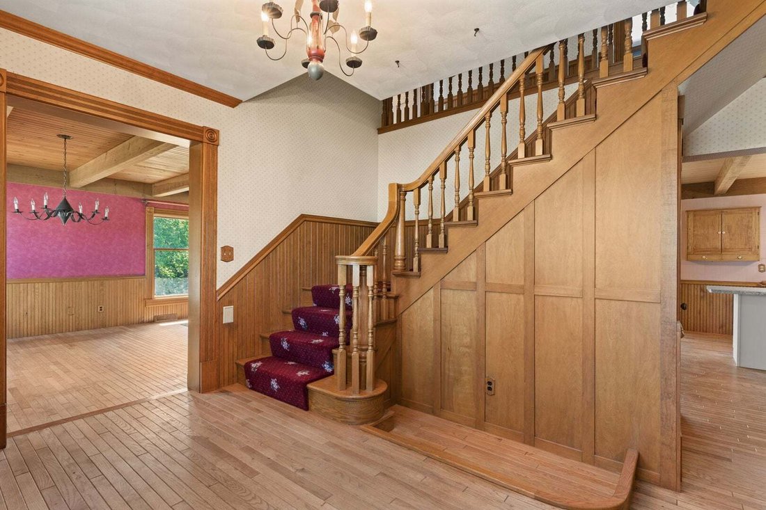 House in Geneseo, Illinois, United States 4 - 18816862