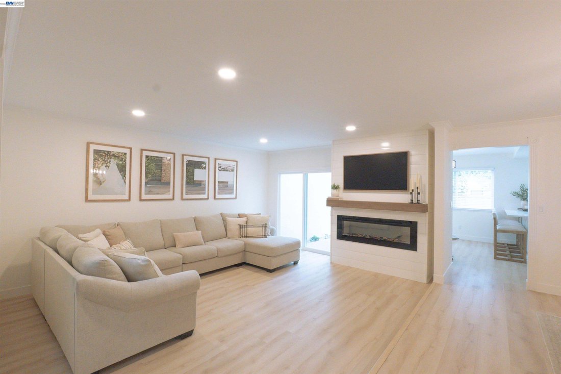 Townhouse en Walnut Creek, California, Estados Unidos 2 - 18816699