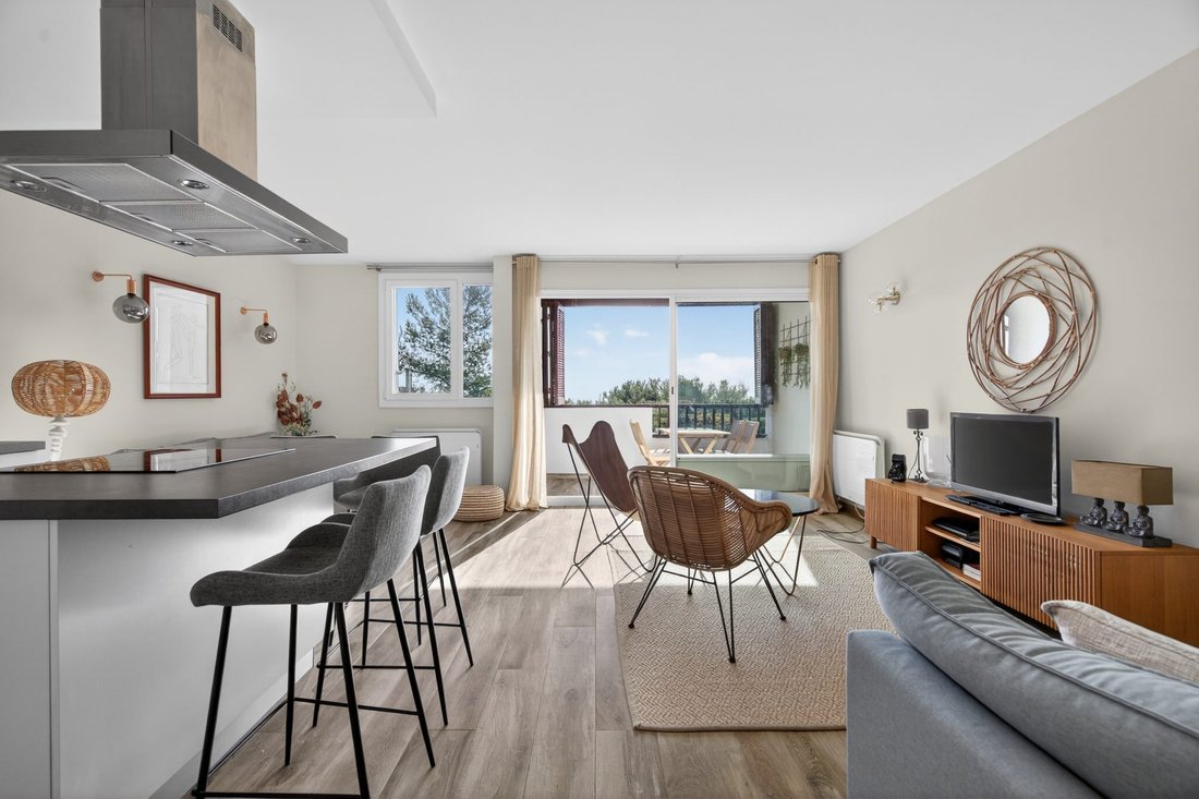 Appartement à Cassis, Provence-Alpes-Côte d'Azur, France 1 - 18816213