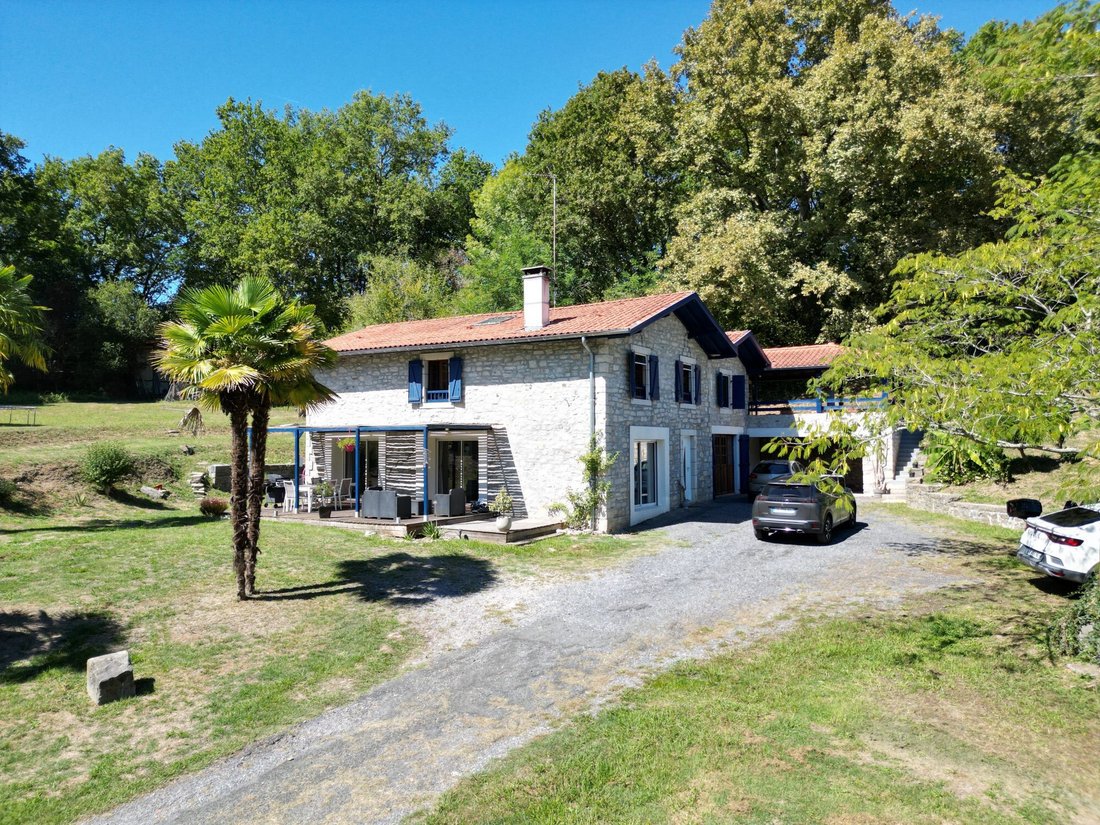 House in Mouguerre, Nouvelle-Aquitaine, France 2 - 17151017