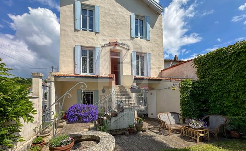 House in Fouras, Nouvelle-Aquitaine, France 1