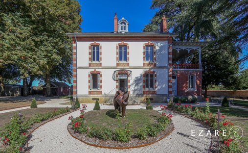 Casa en Fontaine-Française, Borgoña-Franco Condado, Francia 1