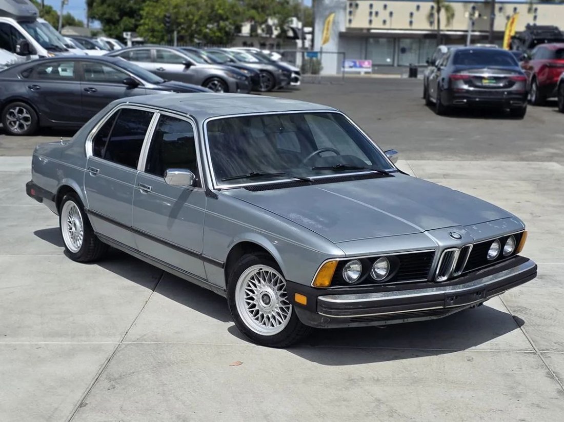 Sedan in San Diego, CA, United States 3 - 18815763