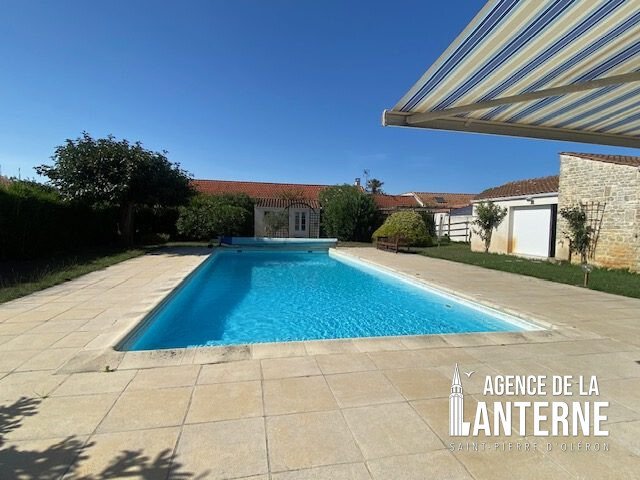 House in Dolus-d'Oleron, Nouvelle-Aquitaine, France 2 - 18816328