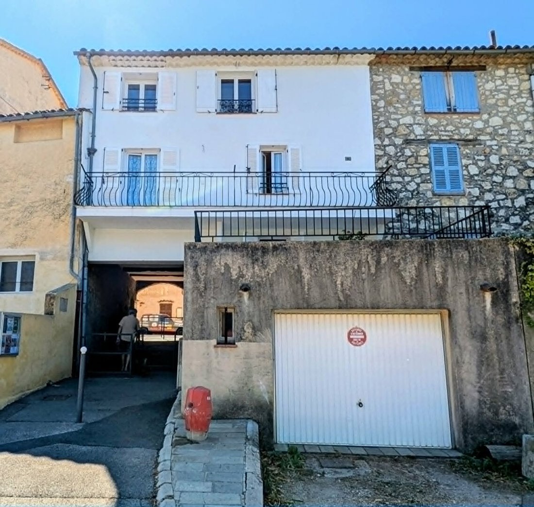 Otros en Saint-Cézaire-sur-Siagne, Provenza-Alpes-Costa Azul, Francia 2 - 18815829