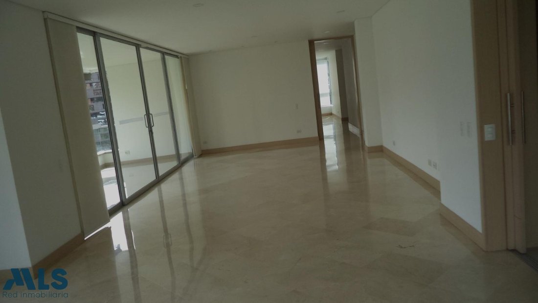 Apartment in Medellín, Antioquia, Colombia 3 - 18816886