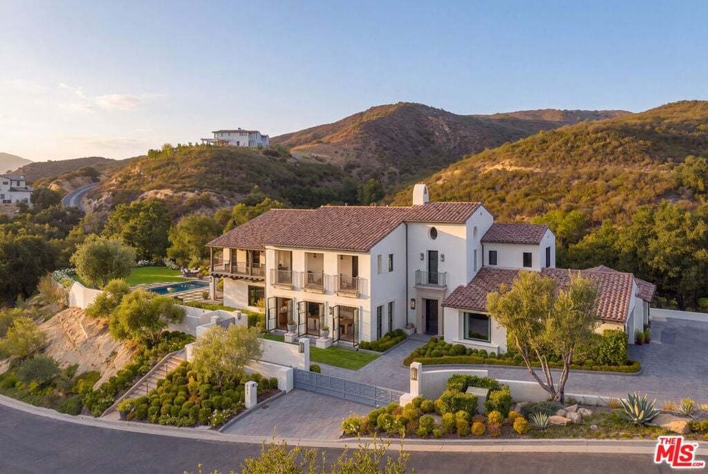 Casa en Hidden Hills, California, Estados Unidos 1 - 18816853