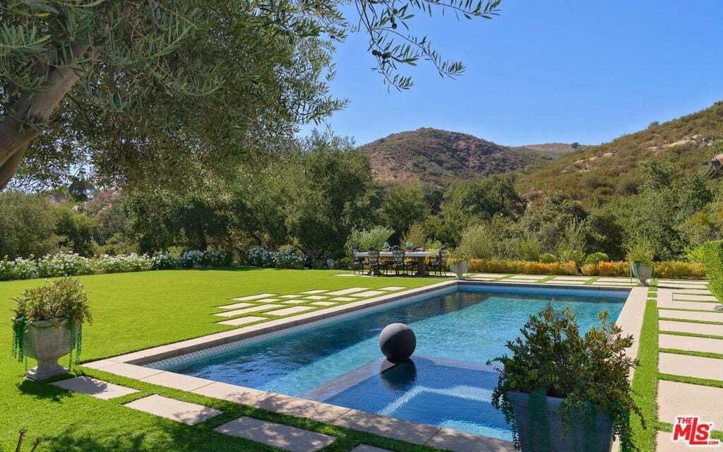 Casa en Hidden Hills, California, Estados Unidos 2 - 18816853