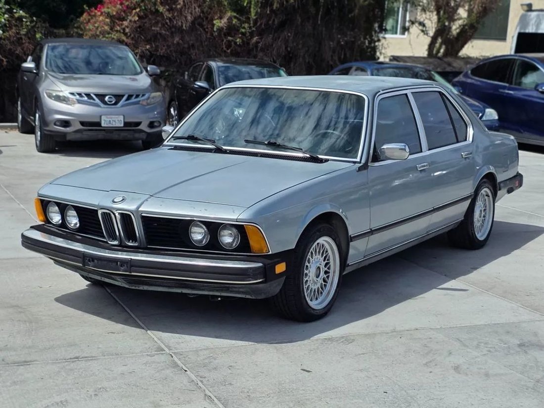 Sedan in San Diego, CA, United States 5 - 18815763