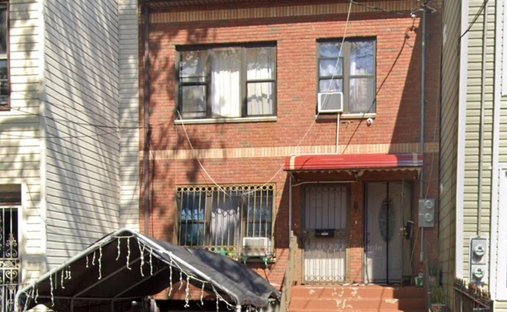House in New York, New York, United States 1
