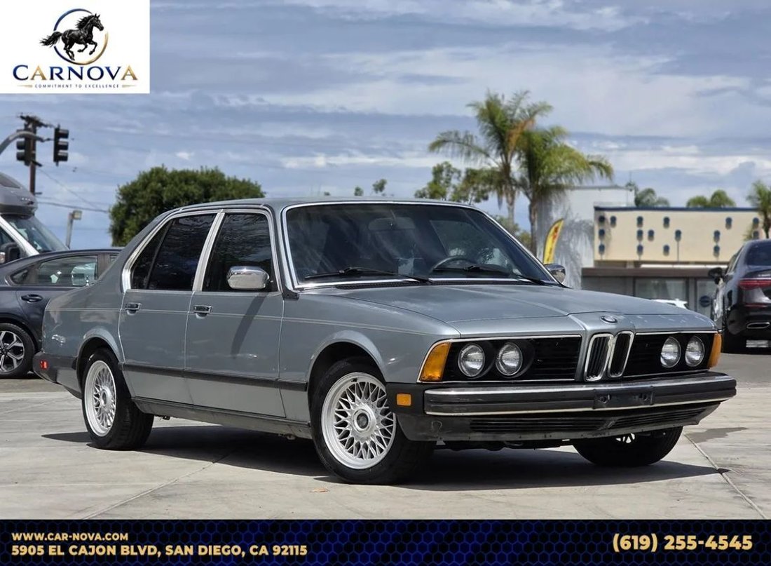 Sedan in San Diego, CA, United States 1 - 18815763