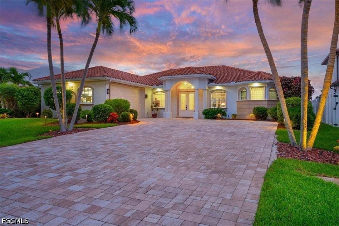 House in Cape Coral, Florida, United States 1 - 18814085