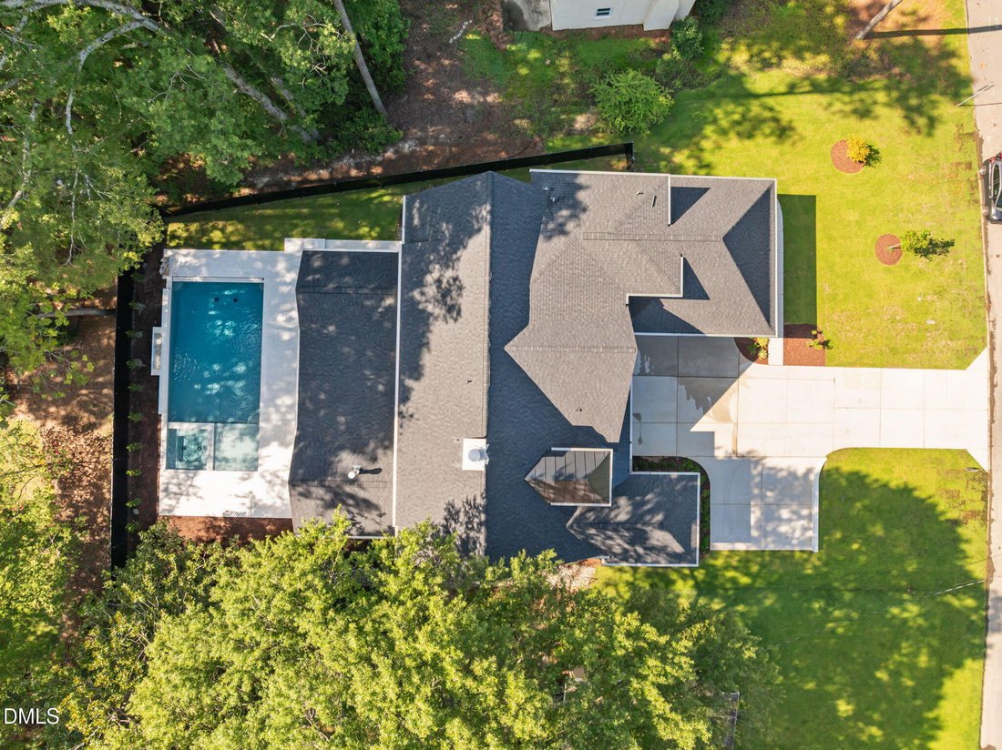 Casa a Cary, Carolina del Nord, Stati Uniti 5 - 18816813