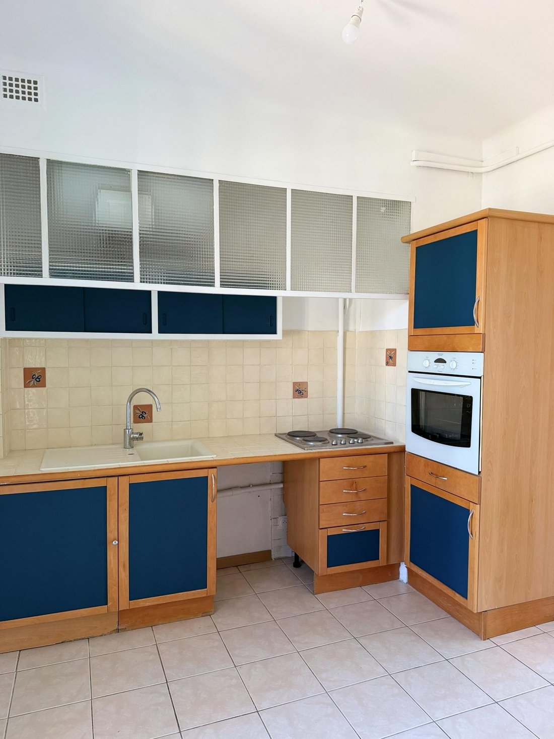 Wohnung in Granettes-Jauberte-Heilige Anna, Aix-en-Provence, Frankreich 3 - 18088197