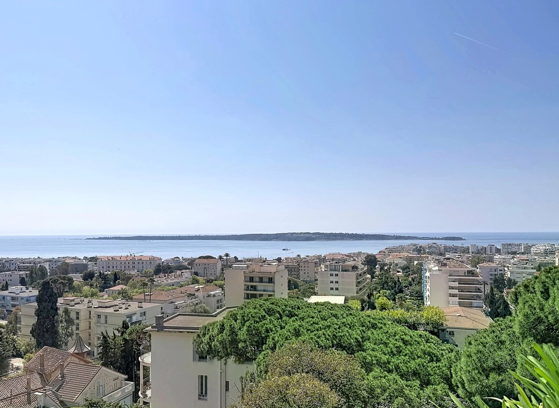 Apartment in La Source, Cannes, France 2 - 18816875