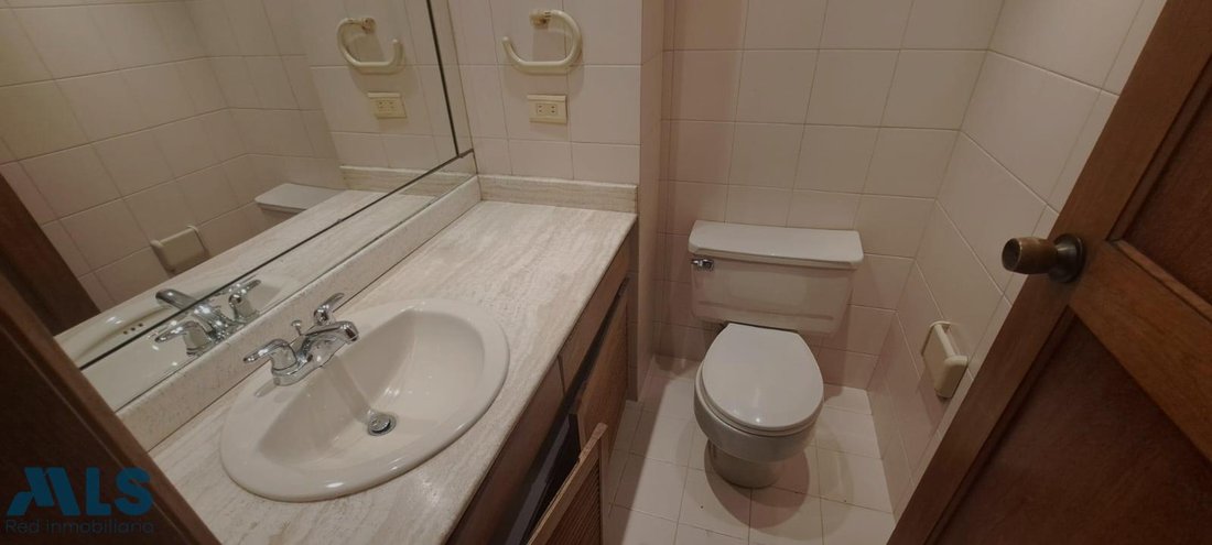 Apartment in Medellín, Antioquia, Colombia 5 - 18816901