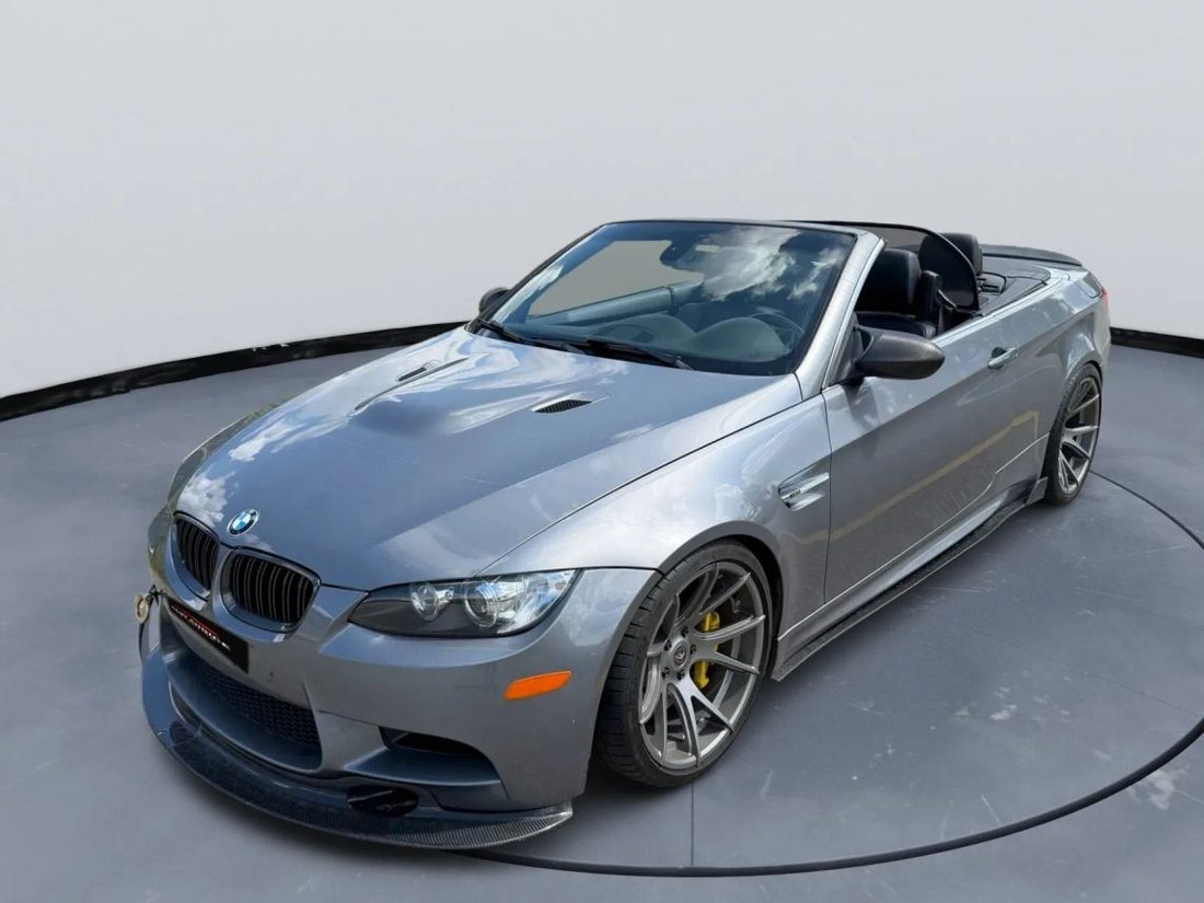 Cabriolet in Houston, TX, United States 1 - 18815694