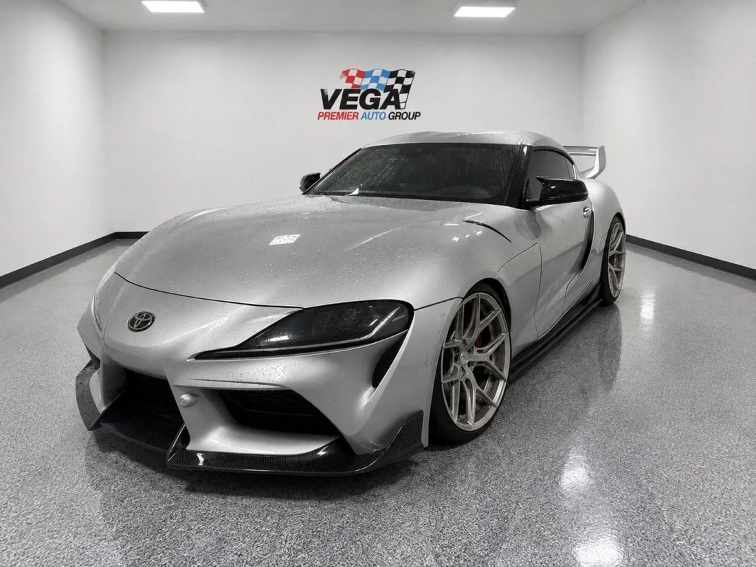 Coupe in Miami, FL, United States 1 - 18815889