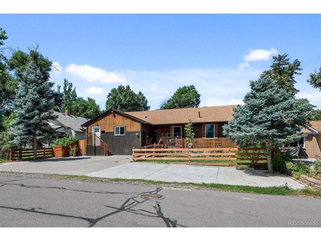 Autres à Lakewood, Colorado, États-Unis 1 - 18816724