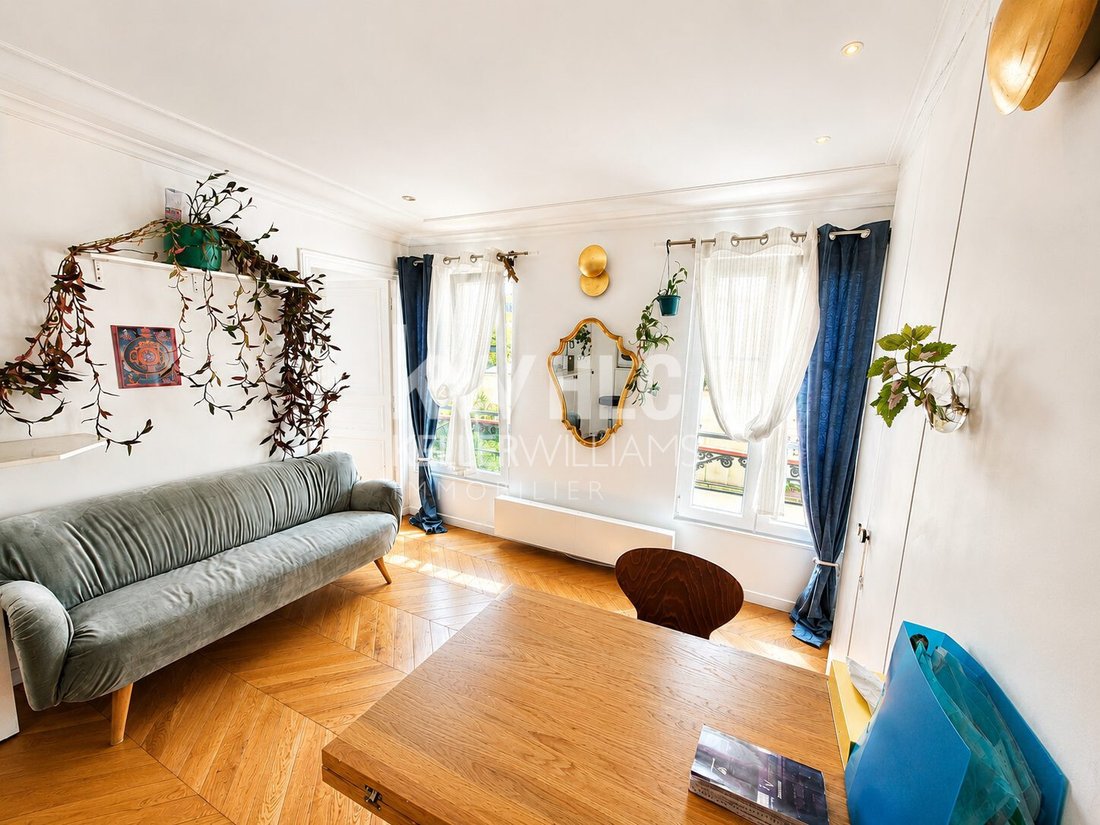 Apartment in Odéon, Paris 6e Arrondissement, Paris 1 - 18816372
