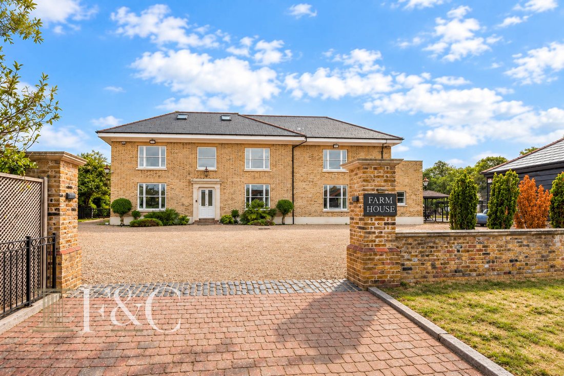 Haus in Copthall Green, Waltham Abbey, England 2 - 18816982