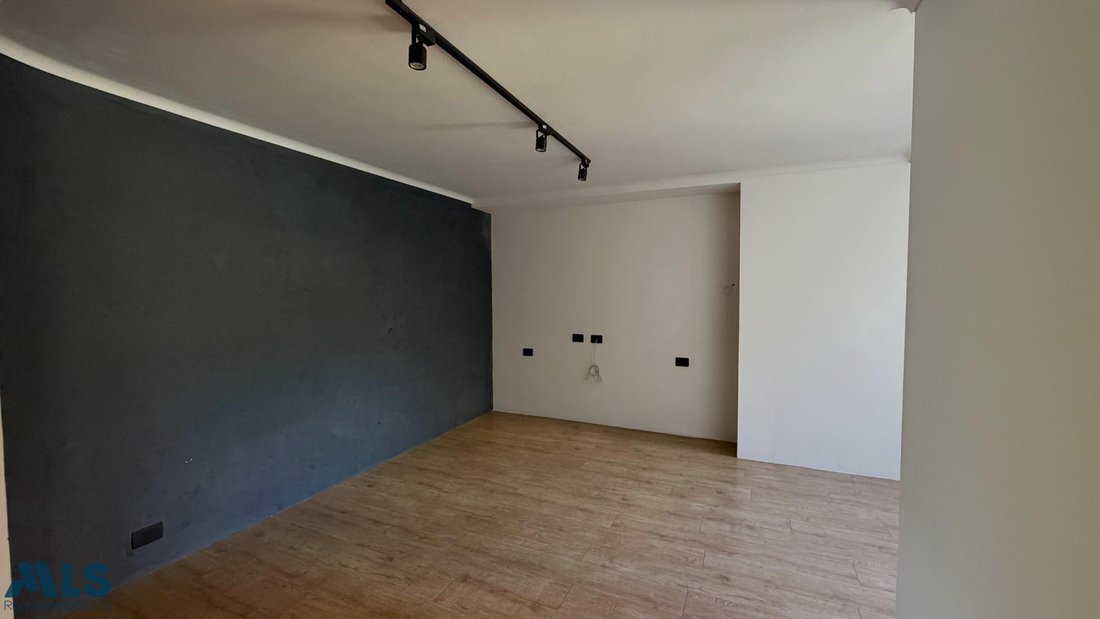 Apartment in Medellín, Antioquia, Colombia 2 - 18816882