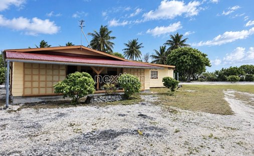 House in Fakarava Atoll, The Tuamotu and Gambier Islands, French Polynesia 1
