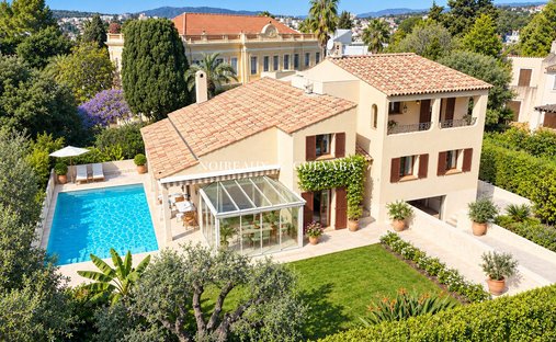 House in Cannes, Provence-Alpes-Côte d'Azur, France 1