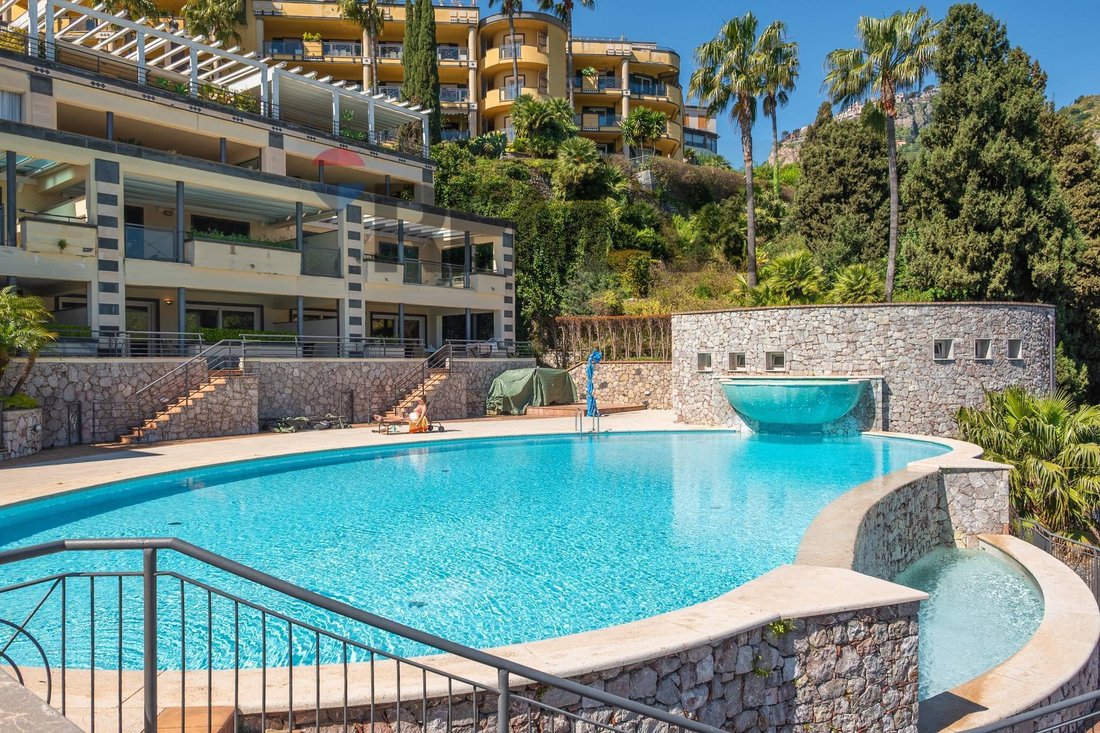 Appartement à Taormine, Sicile, Italie 2 - 18816089