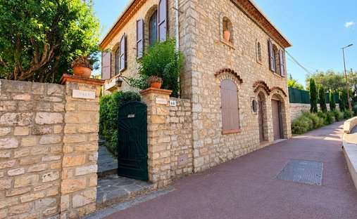 Haus in Grasse, Provence-Alpes-Côte d'Azur, Frankreich 1