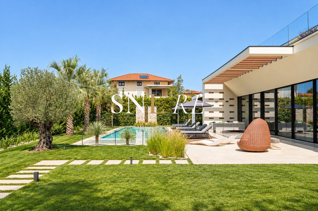 Villa in Caranna-Vaiana, Forte dei Marmi, Tuscany 3 - 18815306