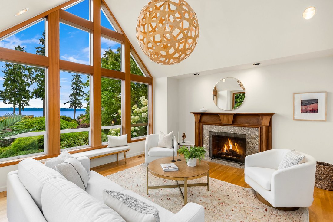 Bainbridge Island, Washington, United States 4 - 18817107