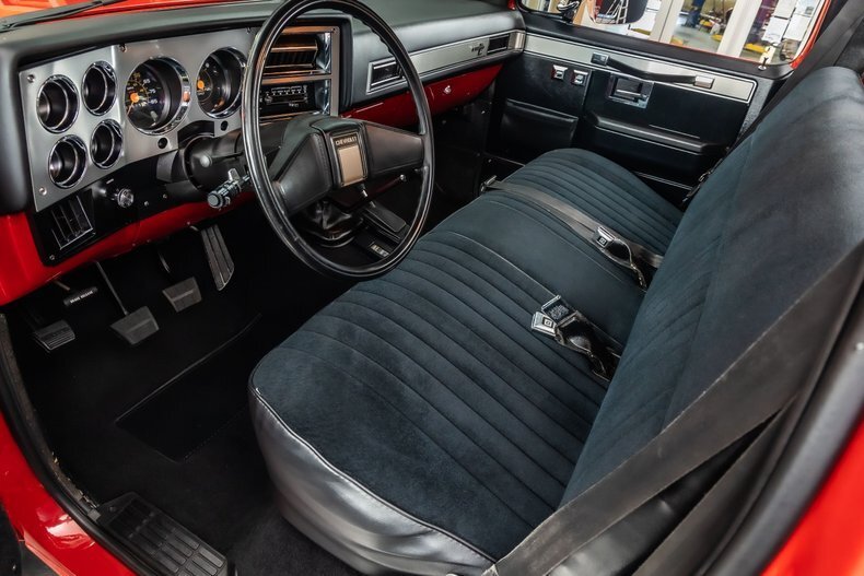 Pickup in Plymouth, United States 2 - 18817194