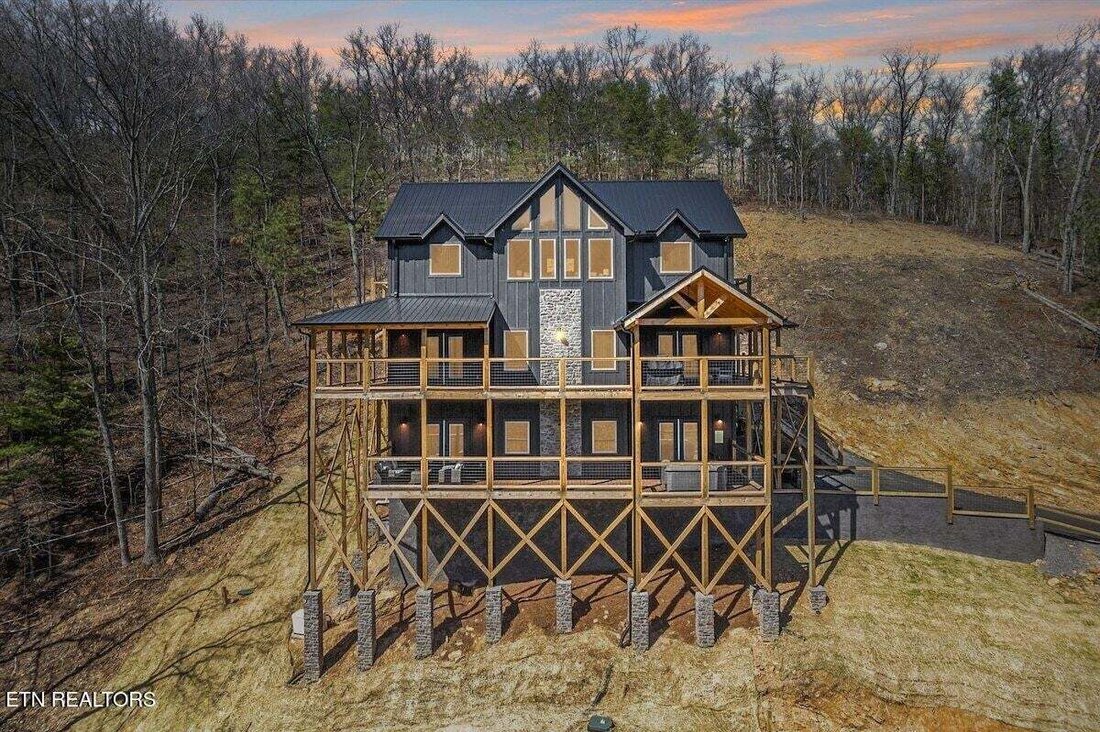 House in Sevierville, Tennessee, United States 1 - 18817127