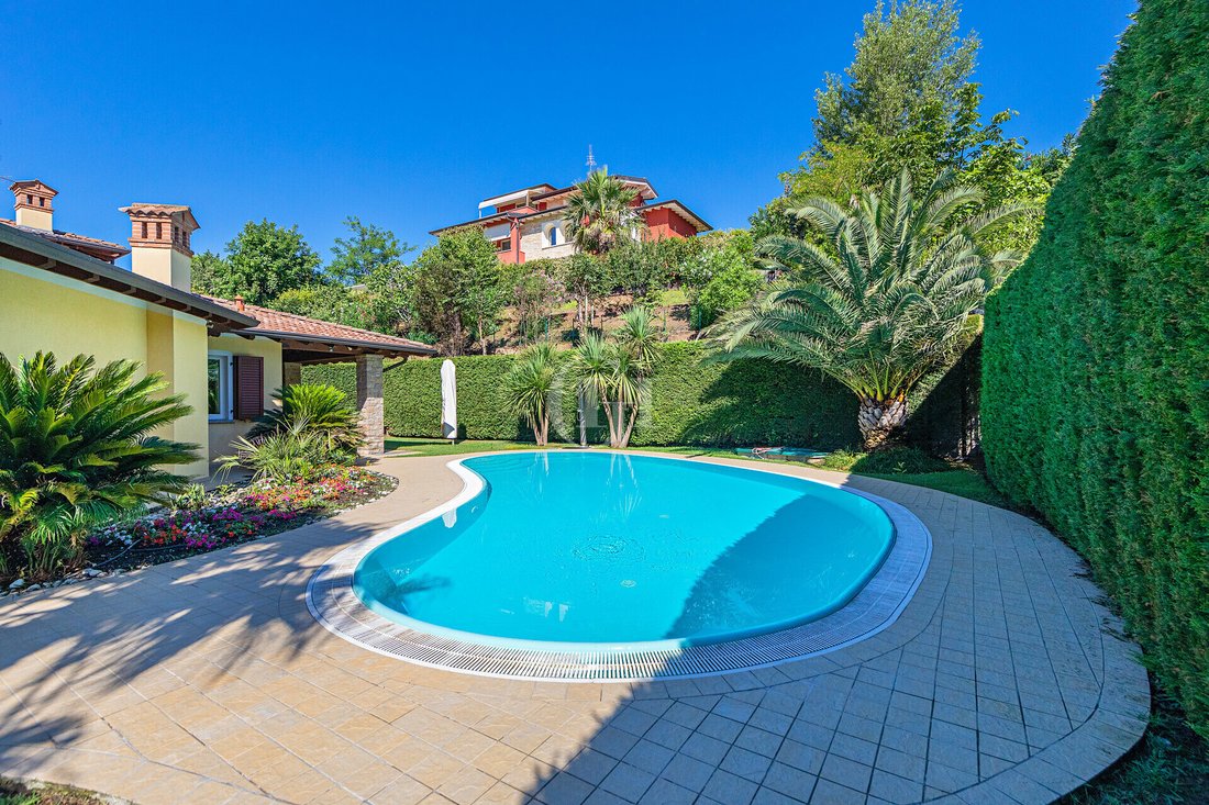 Haus in Moniga del Garda, Lombardei, Italien 1 - 18817209