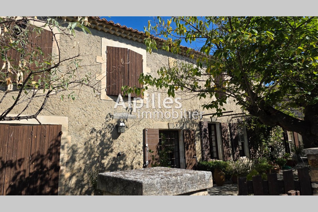 Villa in Mouriès, Provence-Alpes-Côte d'Azur, France 2 - 14441945