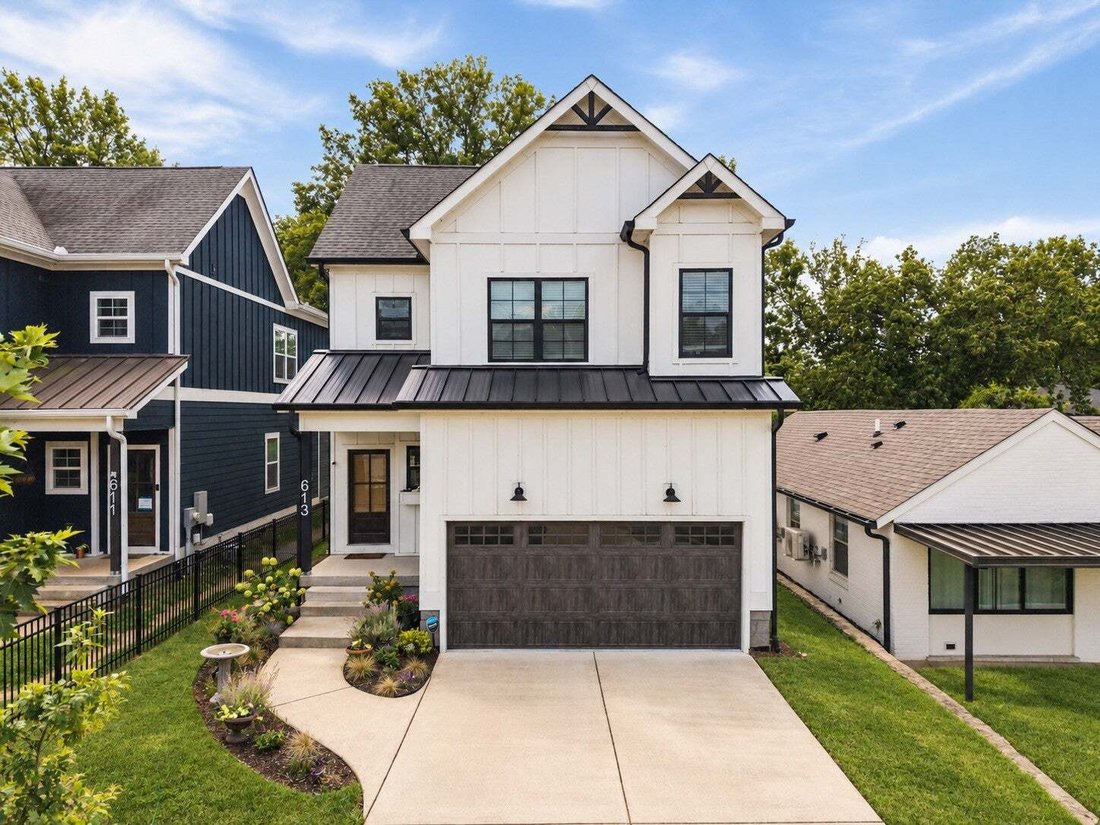 Co Op in Nashville, Tennessee, United States 2 - 18817095