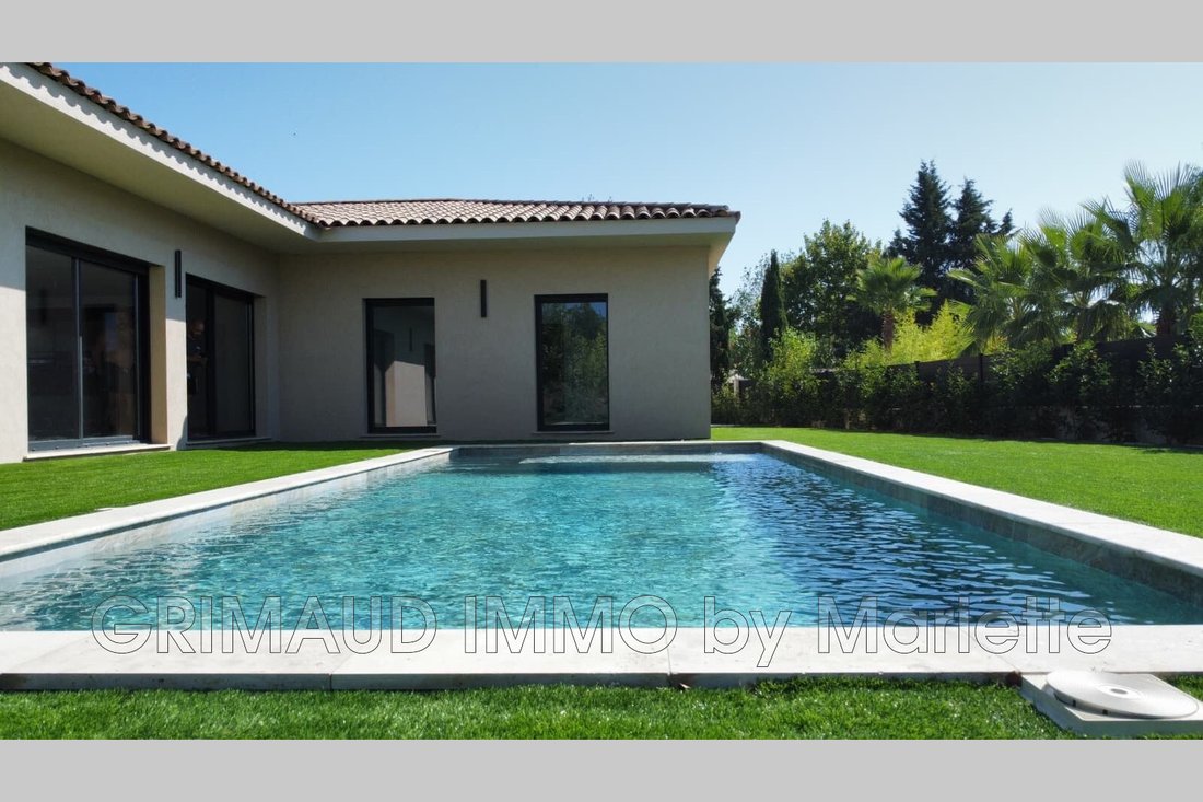 Villa in Grimaud, Provence-Alpes-Côte d'Azur, Frankreich 3 - 18817249