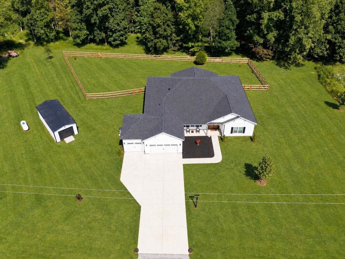 House in Bon Aqua, Tennessee, United States 2 - 18817081