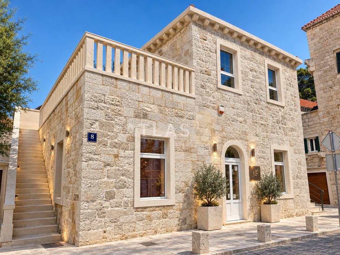Maison à Pucisca, Split-Dalmatie, Croatie 2 - 18817190