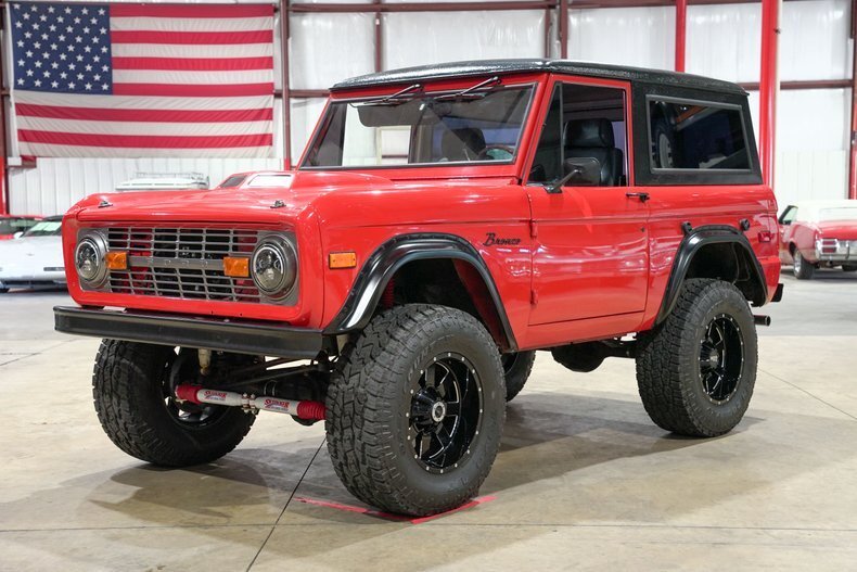 Suv in Grand Rapids, United States 1 - 18817220