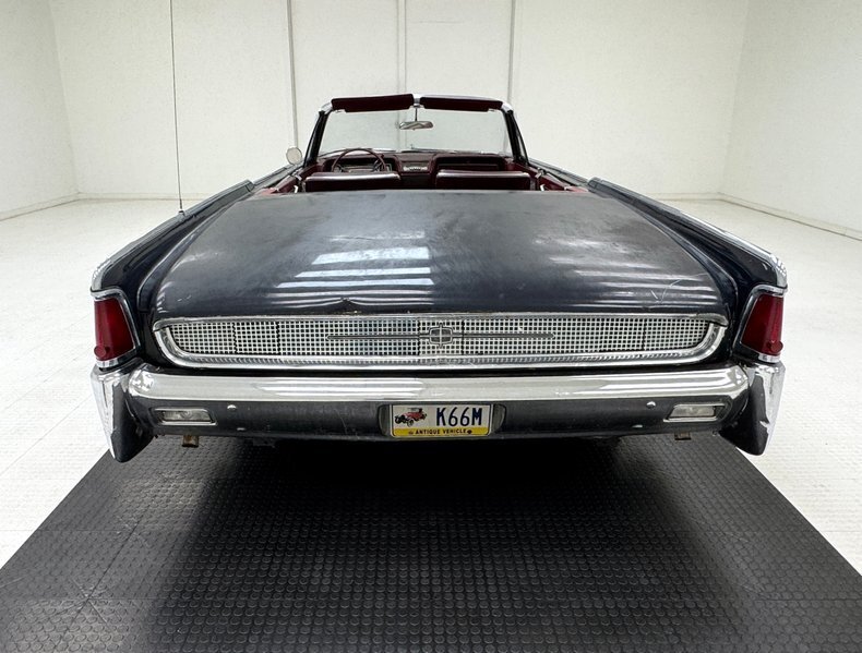 Cabriolet in Morgantown, United States 4 - 18817225