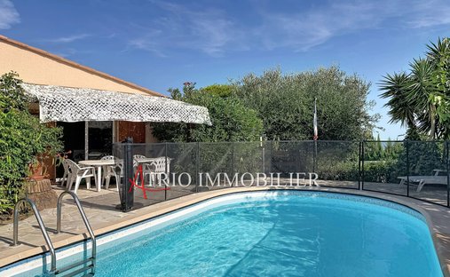 Villa in Val de Cagne-Colline Route de Vence, Cagnes-sur-Mer, France 1