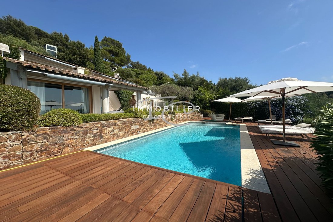 Villa a La Croix-Valmer, Provenza-Alpi-Costa Azzurra, Francia 4 - 18817240
