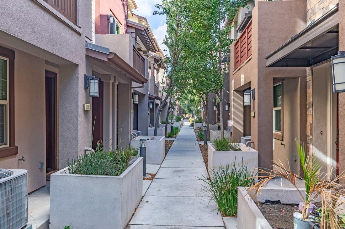 Condo in Santa Clara, California, United States 1 - 18817360