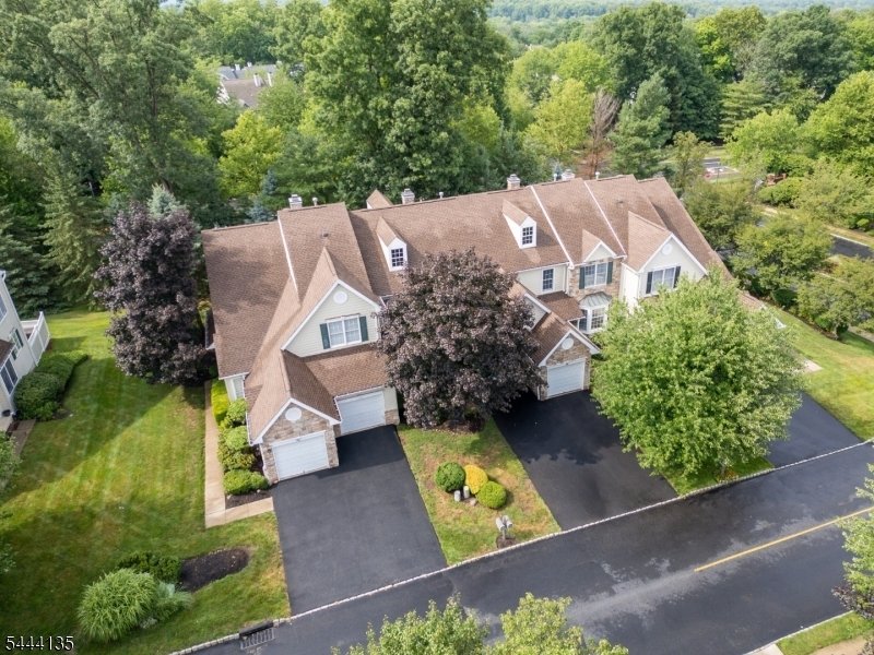 Condo in Basking Ridge, New Jersey, United States 3 - 18422689