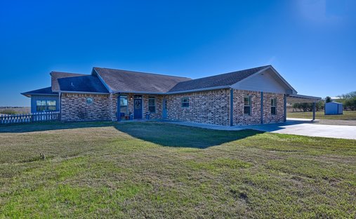 House in Shiner, Texas, United States 1