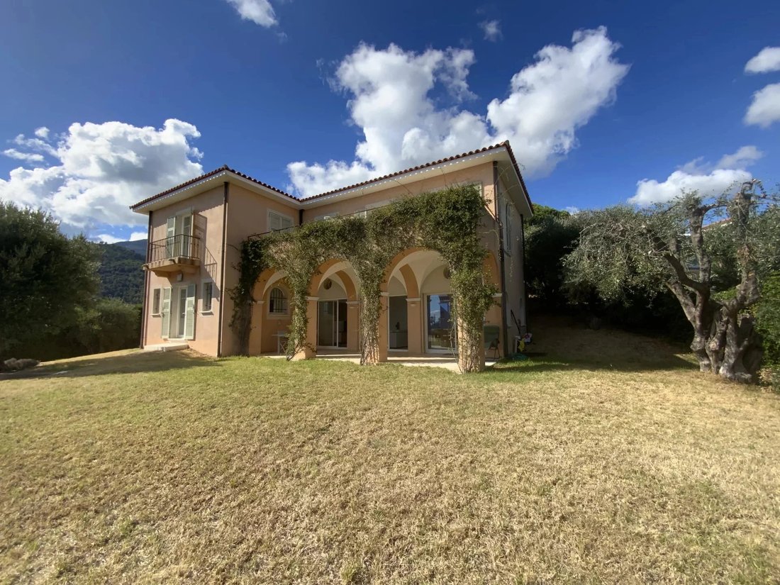 Villa en Menton, Provenza-Alpes-Costa Azul, Francia 2 - 18817842
