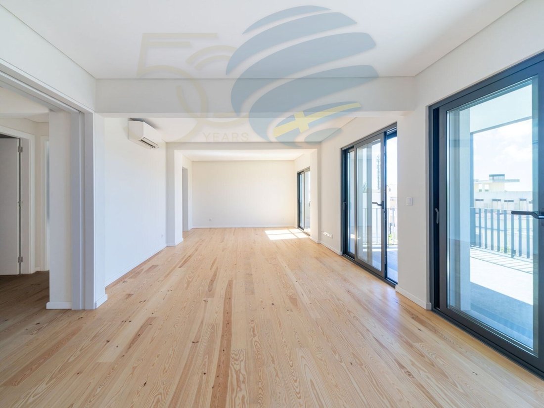 Apartment in Alcabideche, Lisbon, Portugal 2 - 18652102